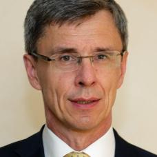 Klaus Grabinski - Court President